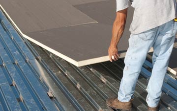 benefits of insulating Hirnant flat roofing